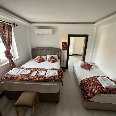 White Country Boutique Hotel 3*