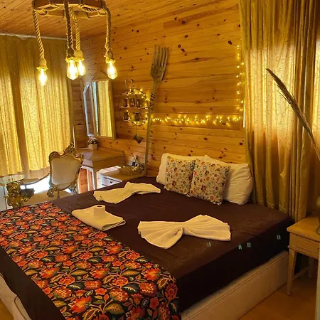 White Country Boutique 3*