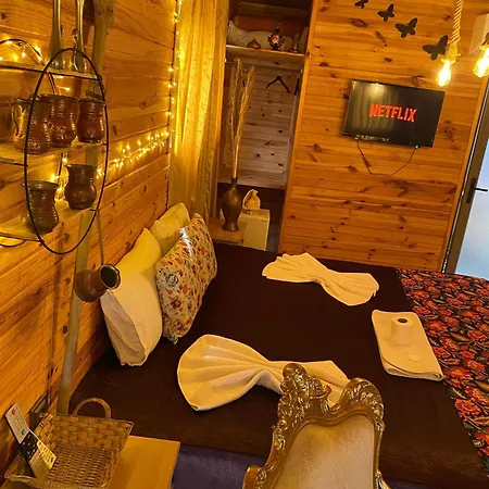 White Country Boutique Hotel 3*